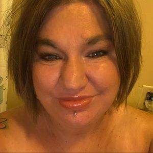 Meet your Posher, Melinda